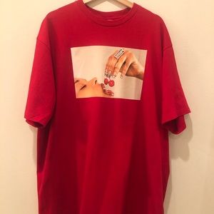 Supreme Tee